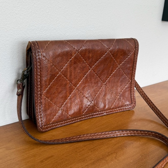 The Bridge Vintage Italian Leather Crossbody Bag Made in Italy - Picture 3 of 11